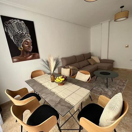 Luxury Port Apartments Torrevieja Bagian luar foto