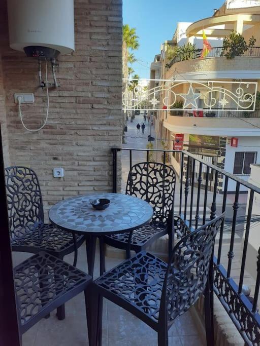 Luxury Port Apartments Torrevieja Bagian luar foto