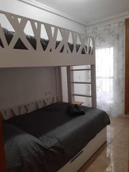 Luxury Port Apartments Torrevieja Bagian luar foto