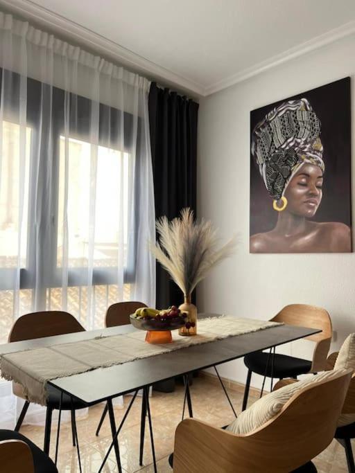 Luxury Port Apartments Torrevieja Bagian luar foto